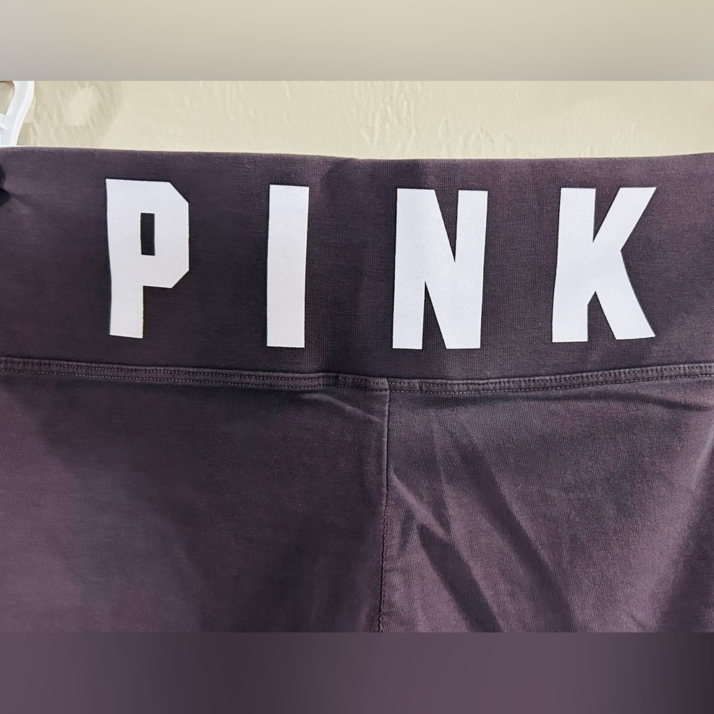 PINK Victoria's Secret Purple and Pink Ombré Leggings - Picture 3 of 5